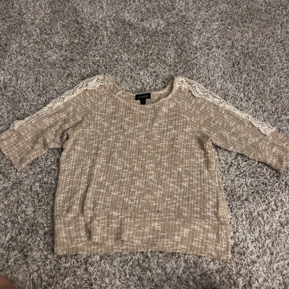 A. Byer Women's Size M Sweater Half Sleeve Slight Crop Knit Detail S Crochet